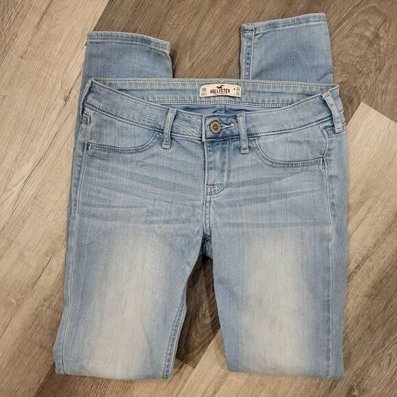 Hollister Denim - Hollister women's Skinny jeans stretchy light washed size 3R
